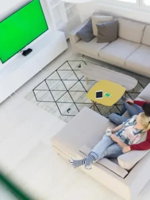 Choosing the Right Wireless Tech for Your US Smart Home: A Comparison - Cover Image