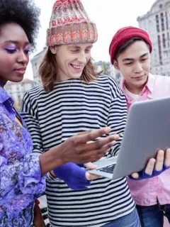 AI in Education: Boosting US Student Performance by 18% with AI Tutoring Systems - Cover Image