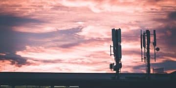 Wireless Backhaul: How US Telecoms Expand 5G Coverage - Cover Image